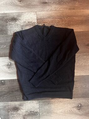Muji men’s navy XS v neck sweater 100% Wool